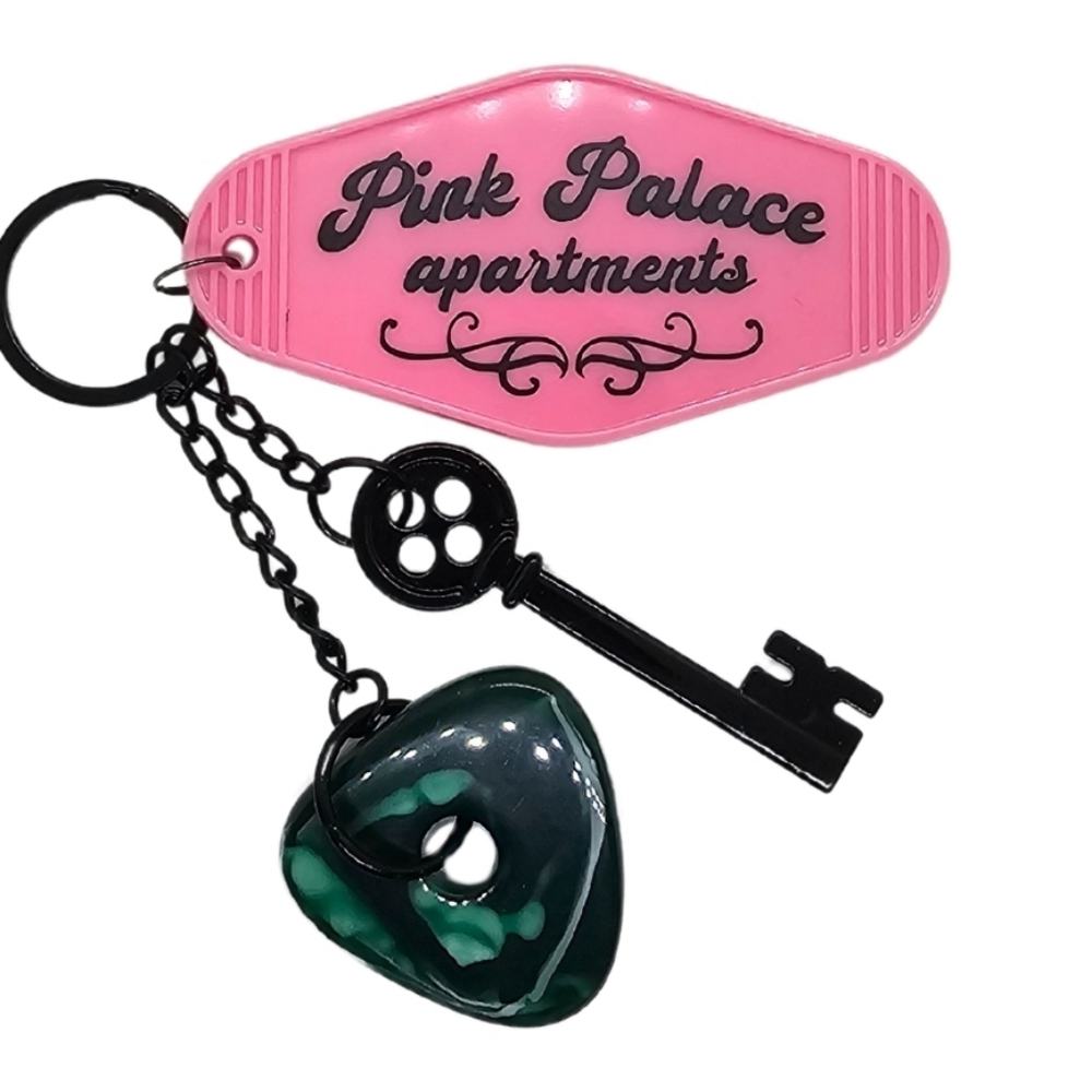 Coraline Inspired Keychain! Keys to the Pink Palace Apartments‎ w/ Skelet… - Picture 9 of 9